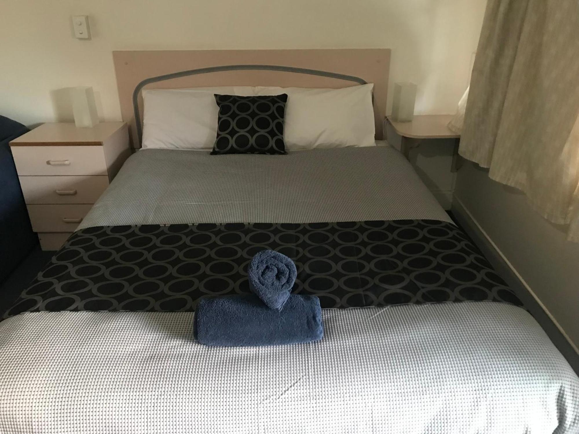 County Lodge Motor Inn West Wyalong Εξωτερικό φωτογραφία